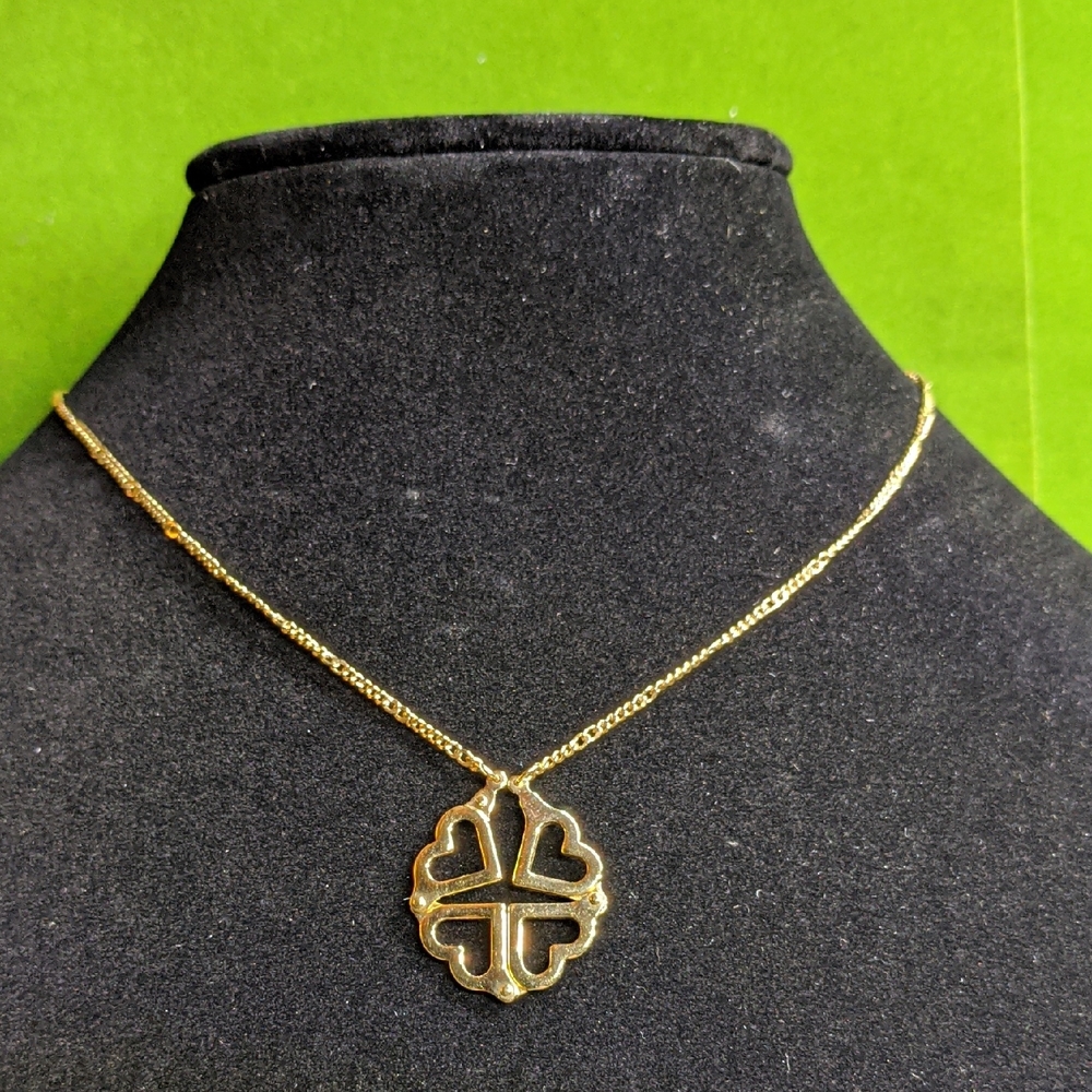 AVON Vintage Hearts In Motion Necklace, 16", NOS